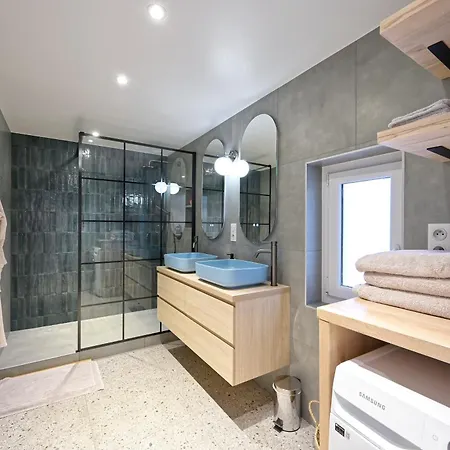 Le Pamela - Appt Climatise * 艾克斯莱班