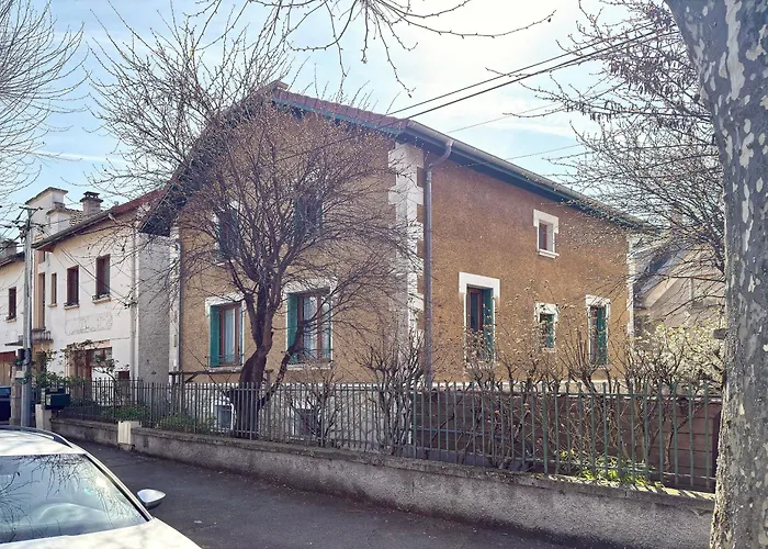 Le Pamela - Appt Climatise Lägenhet