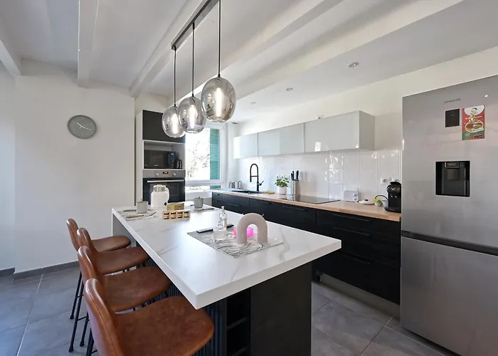 Le Pamela - Appt Climatise Lägenhet *